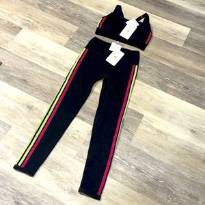 Fabletics 2pc set Bra and Leggings NWT Size Small